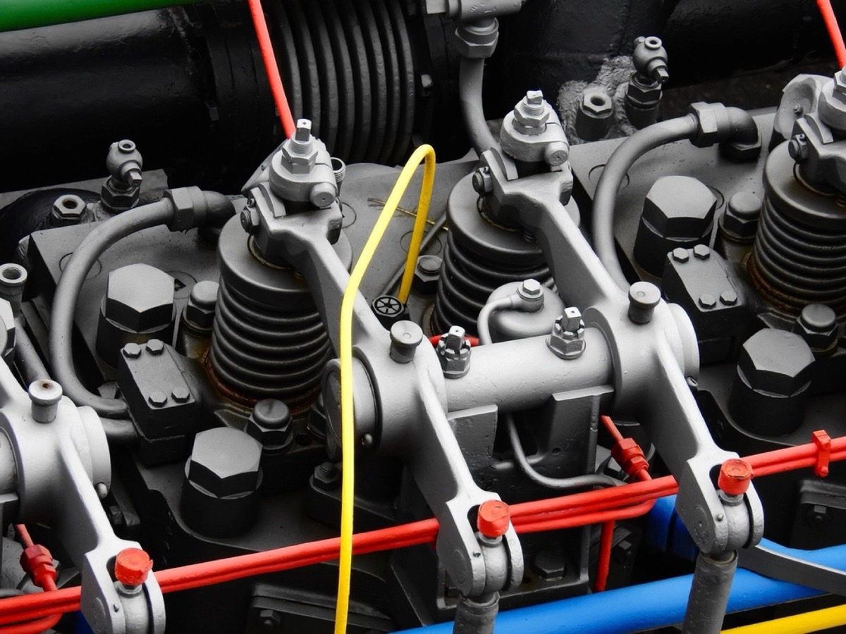 Top Heavy-Duty Truck Parts Suppliers in the USA (2026)