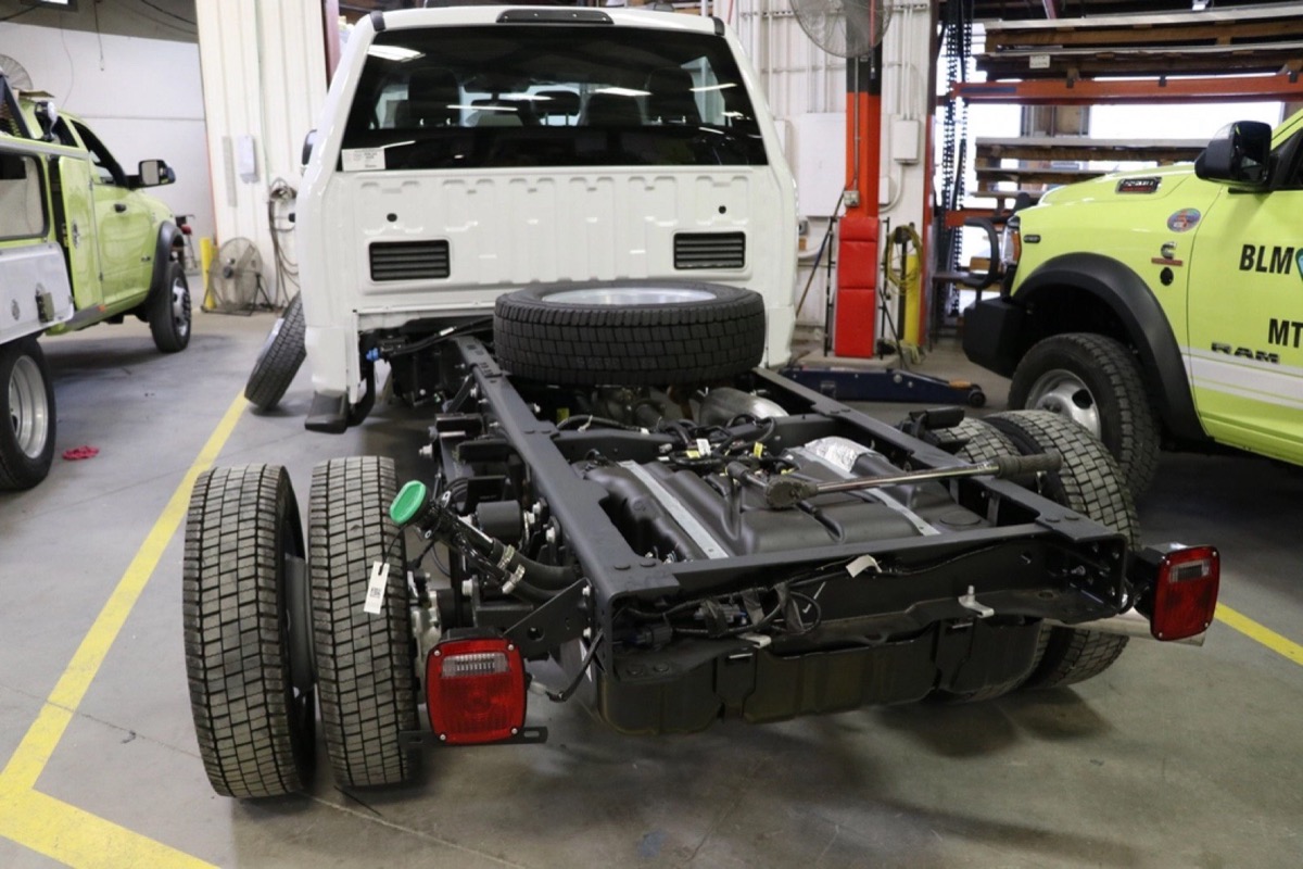 Body Parts for Freightliner, Volvo, Kenworth and International